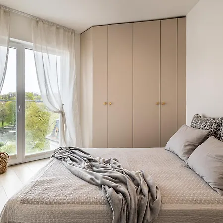 2homerent Urocza 10 ビィドゴシュチュ